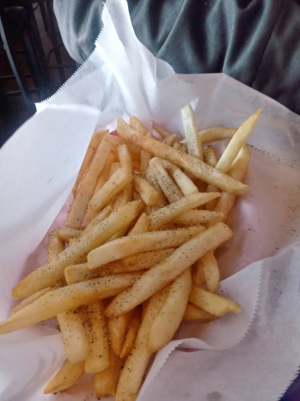 Wings Etc. | restaurant | 1447 Cannonball Trail, Yorkville, IL 60560, USA | 6308829463 OR +1 630-882-9463