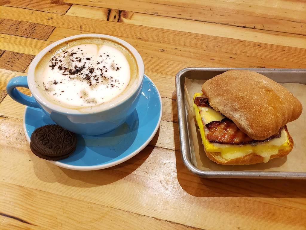 West Wall Bar | cafe | 900 Poplar Pl S, Seattle, WA 98144, USA | 2063255837 OR +1 206-325-5837