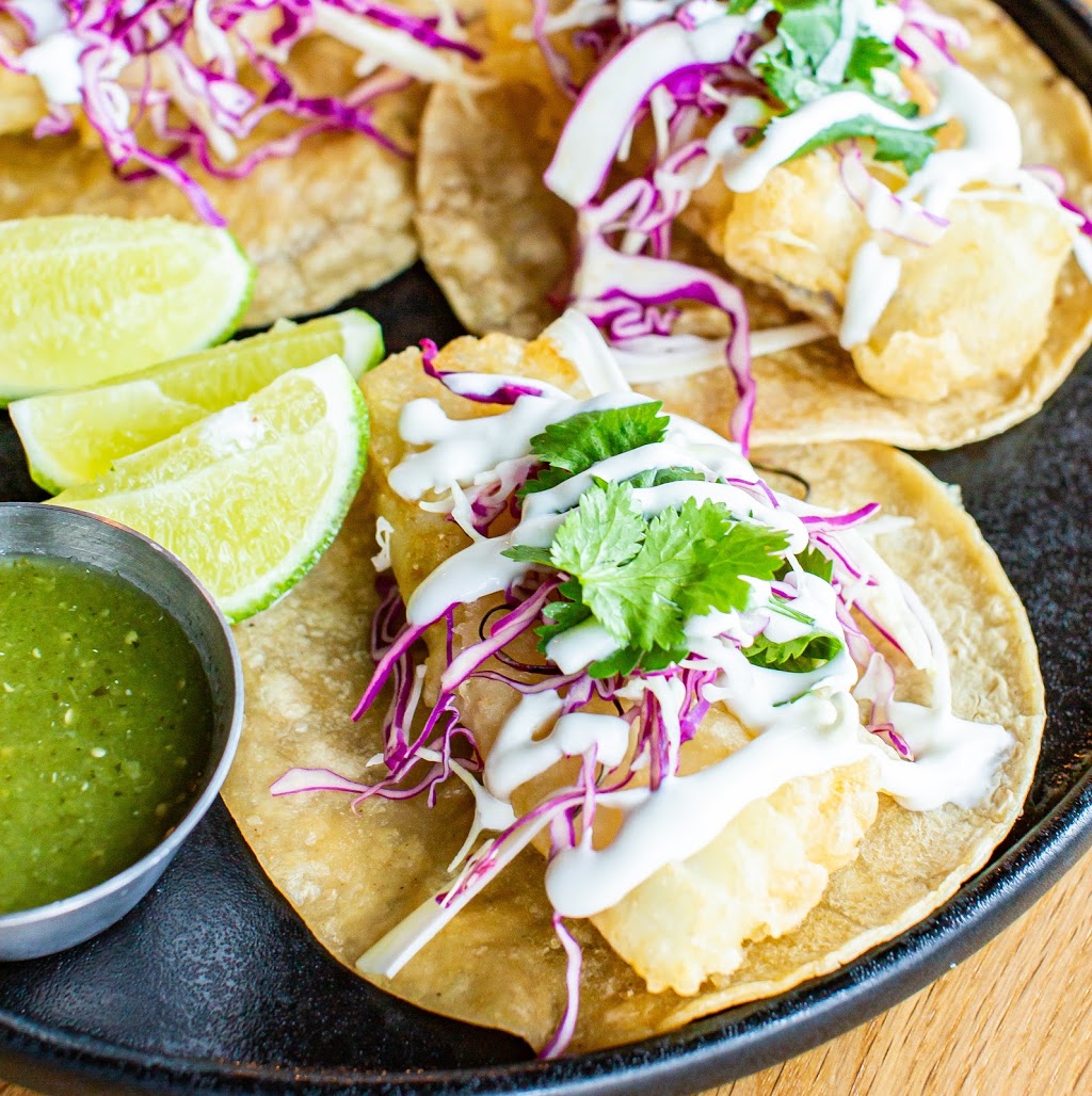 Lirica | restaurant | 900 E Grand Ave, Chicago, IL 60611, USA | 8727105750 OR +1 872-710-5750