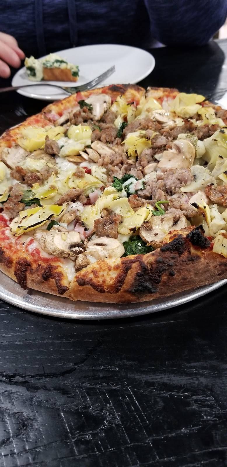 BC Pizza of Belmont | restaurant | 2350 Belmont Center Dr NE, Belmont, MI 49306, USA | 6169886868 OR +1 616-988-6868