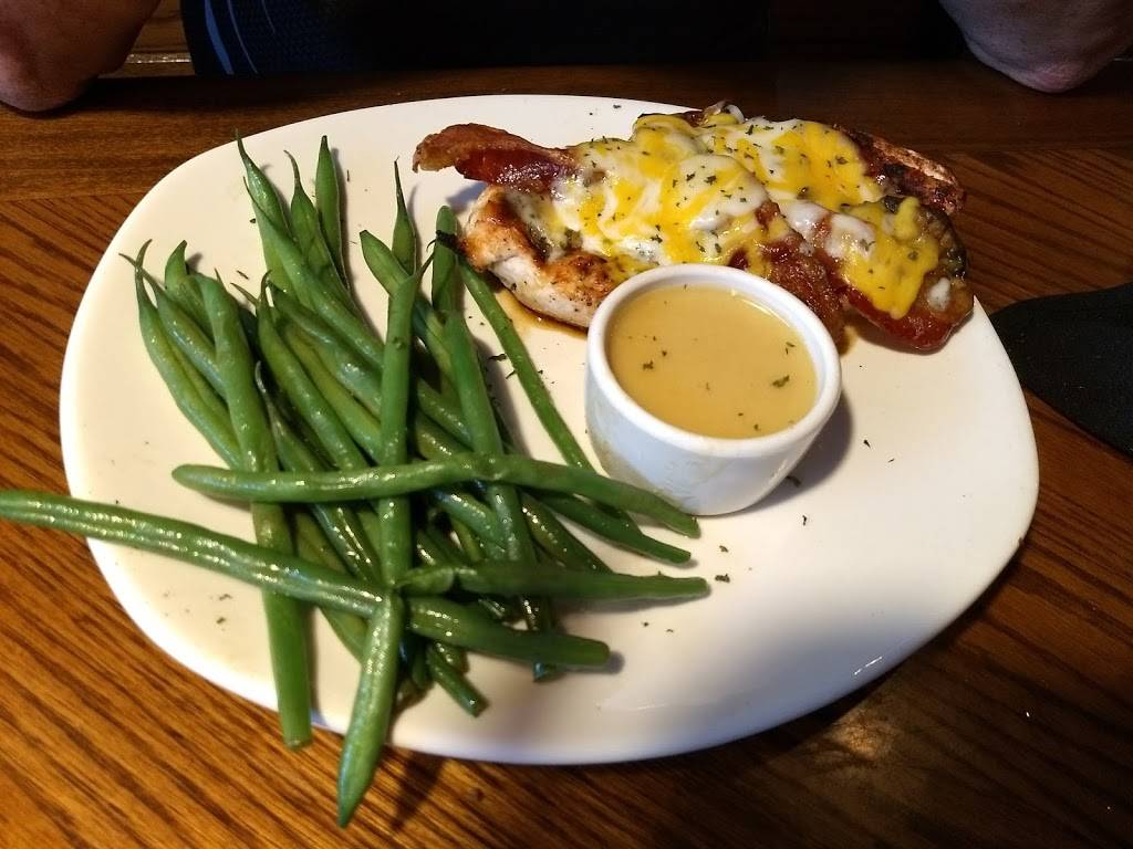 Outback Steakhouse | restaurant | 4899 E Silver Springs Blvd, Ocala, FL 34470, USA | 3522360041 OR +1 352-236-0041