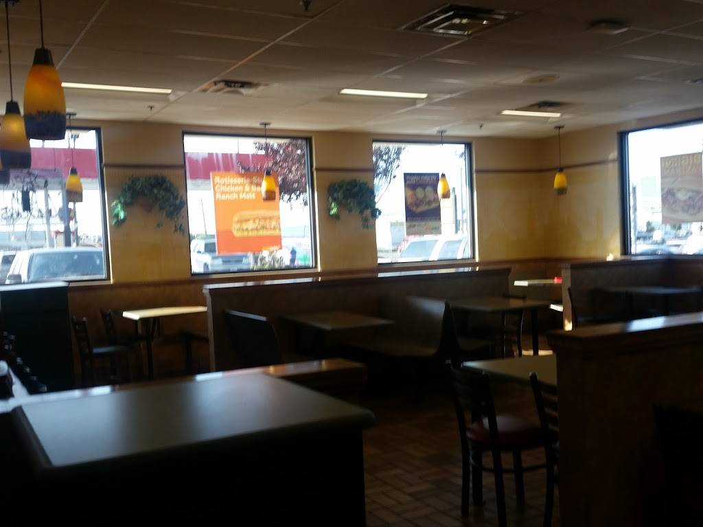 Subway Restaurants | restaurant | 951 Work St, Salinas, CA 93901, USA | 8317750341 OR +1 831-775-0341