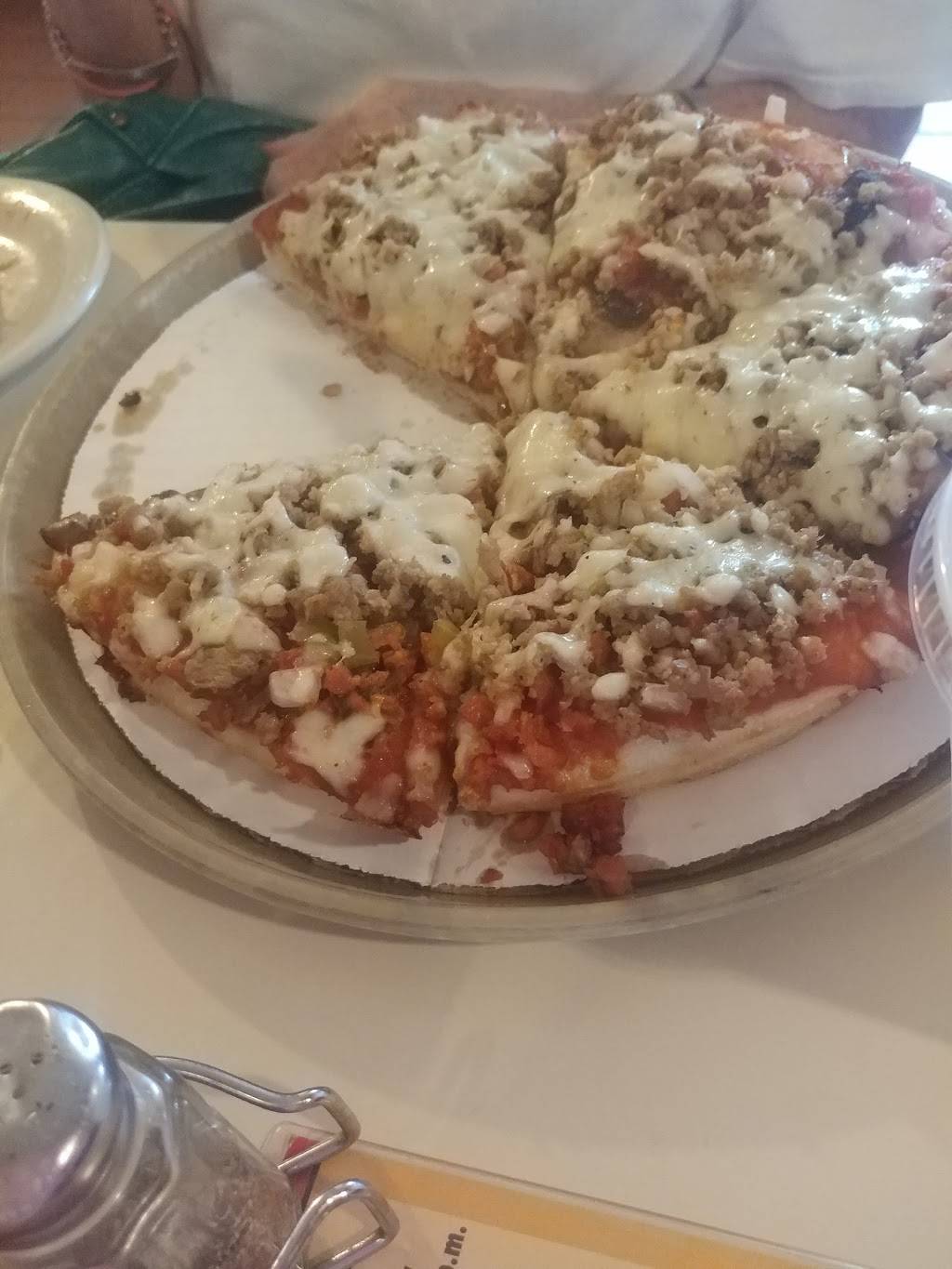 Pizza King | restaurant | 321 E Jackson St, Parker City, IN 47368, USA | 7654688766 OR +1 765-468-8766