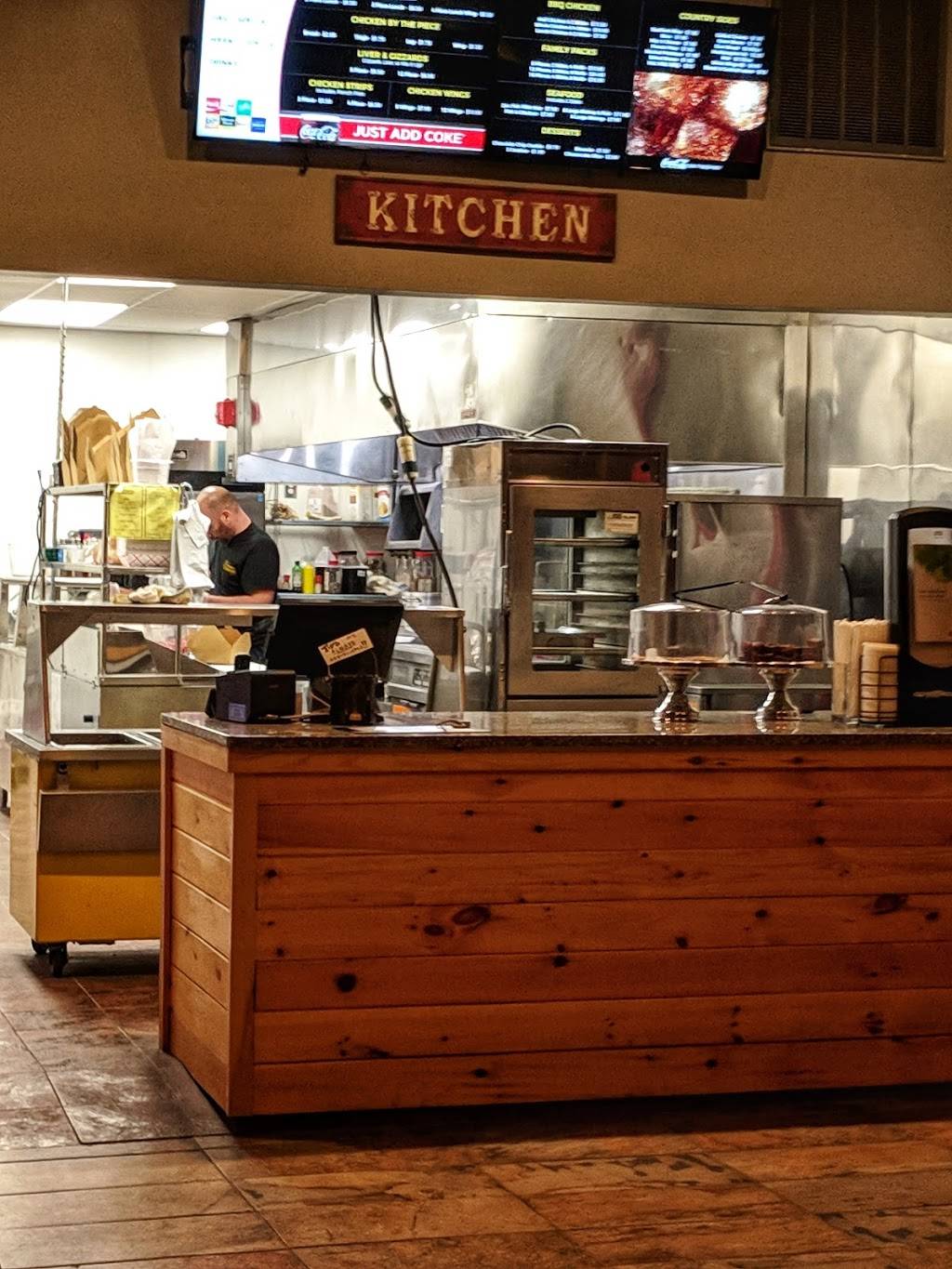 Cagneys Chicken & Seafood Eatery | restaurant | 2804 Colley Ave, Norfolk, VA 23508, USA | 7575798229 OR +1 757-579-8229