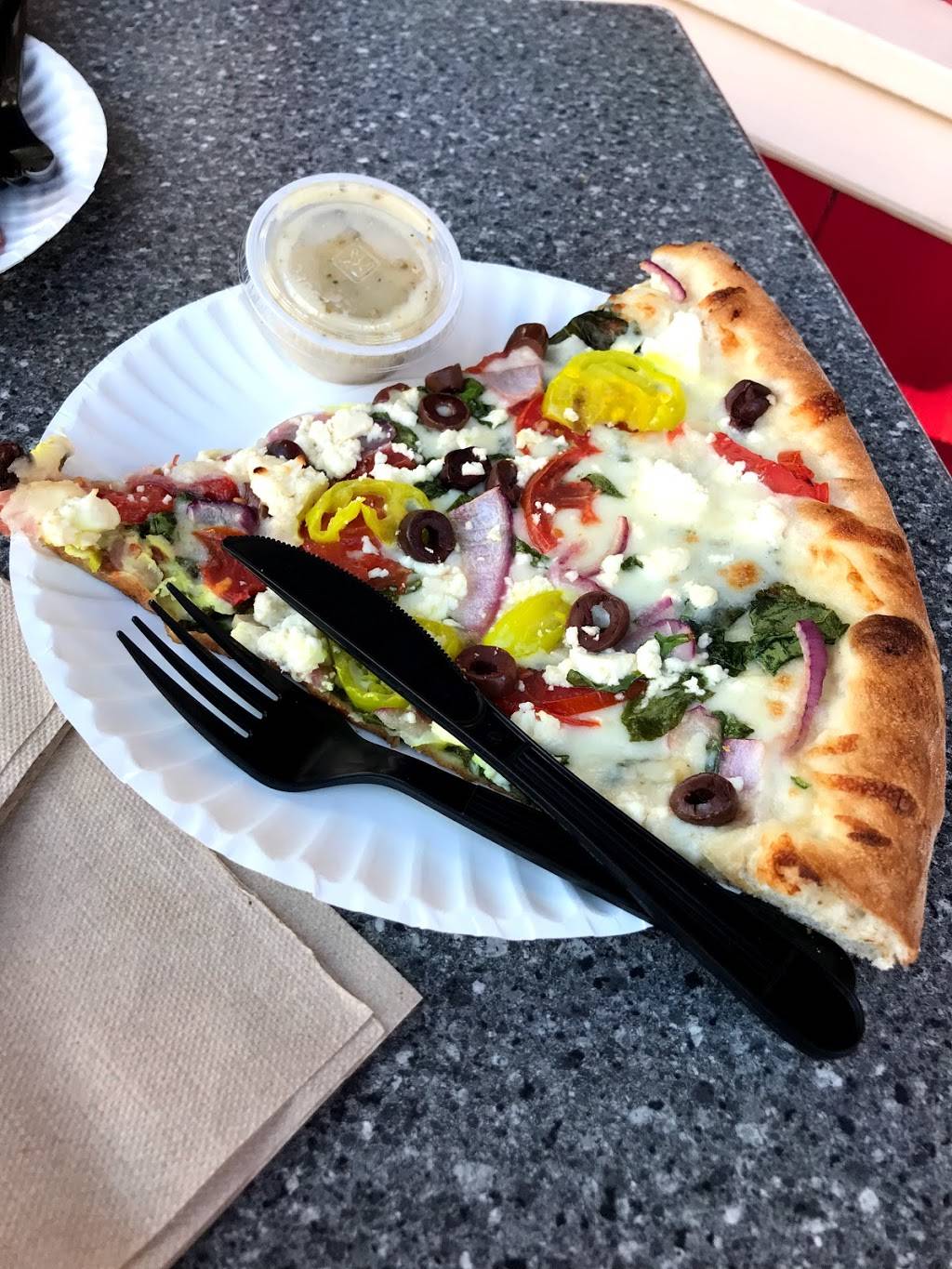 Upper Crust Pizza | meal delivery | 606 Market St # 160, Kissimmee, FL 34747, USA | 4075661221 OR +1 407-566-1221