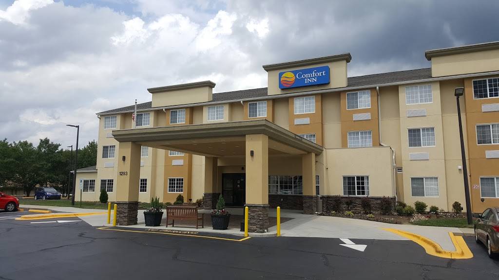 Comfort Inn Mount Airy | restaurant | 1293 Newsome St, Mt Airy, NC 27030, USA | 3367830008 OR +1 336-783-0008