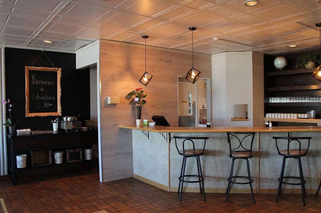Restaurant L’Aviateur | restaurant | 1717 Rue Arthur-Fecteau, Gatineau, QC J8R 2Z9, Canada | 8196635487 OR +1 819-663-5487