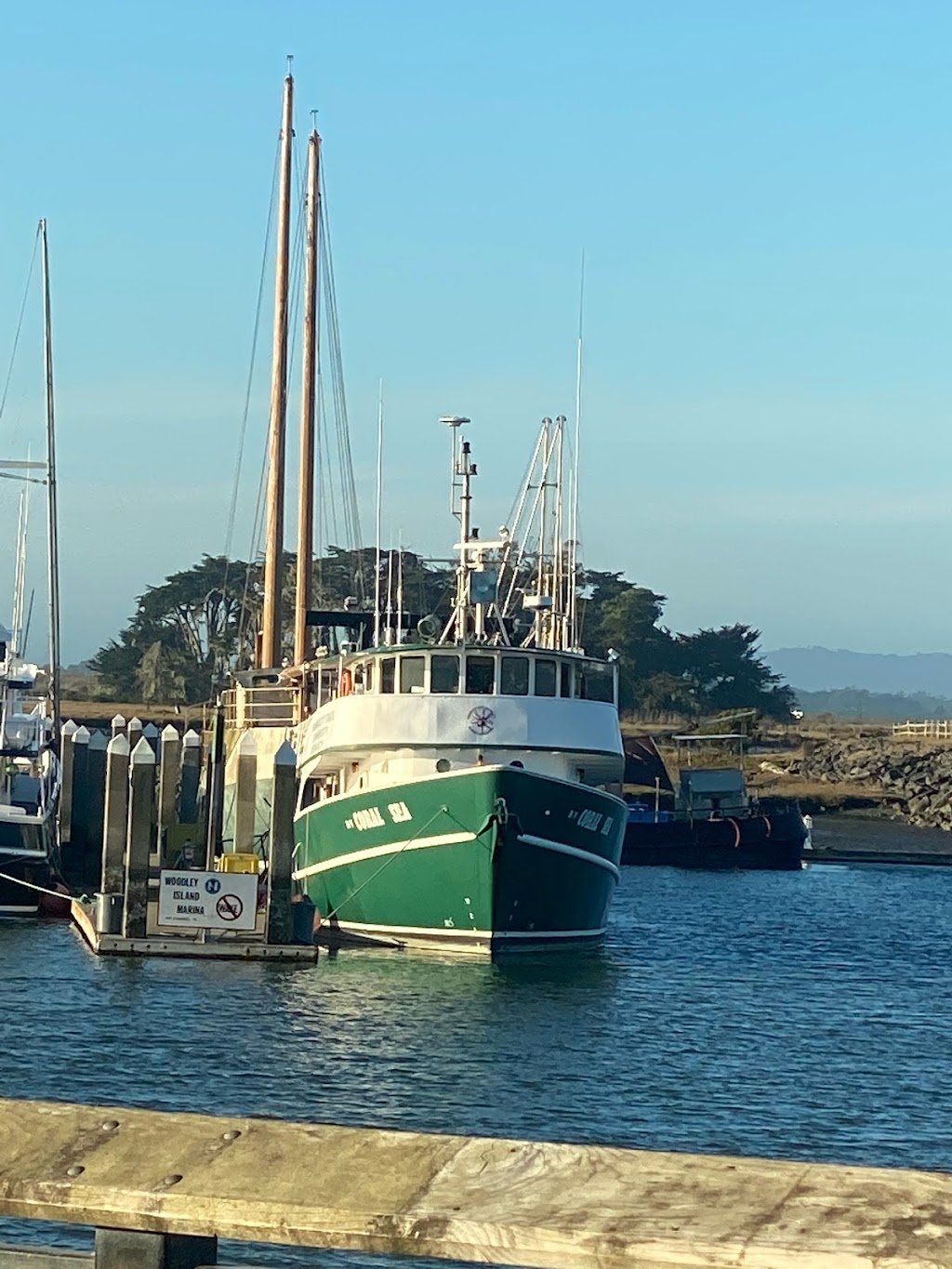 Bayfront Restaurant | restaurant | 1 F St, Eureka, CA 95501, USA | 7074437489 OR +1 707-443-7489