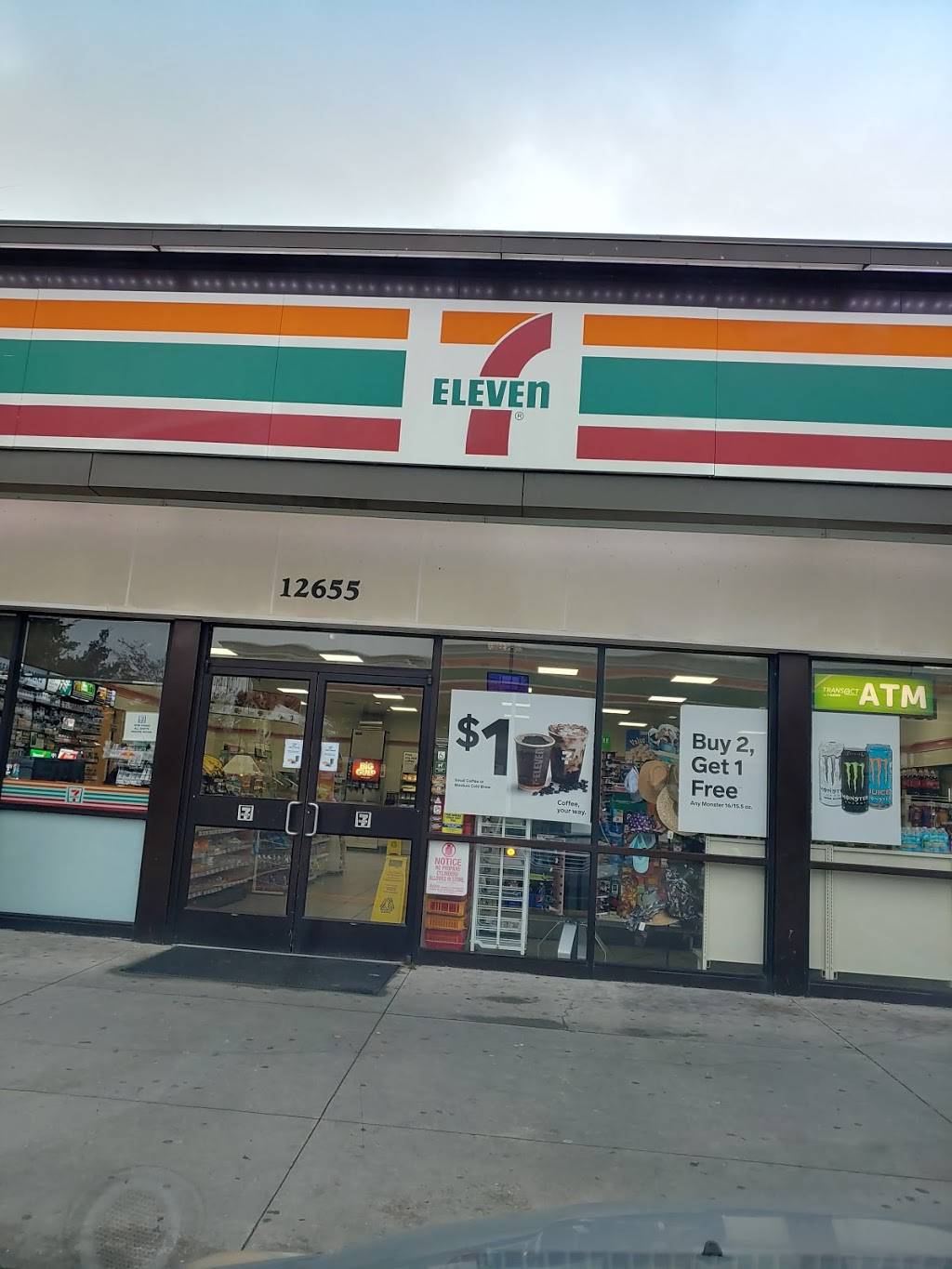 7-Eleven | bakery | 12655 International Dr, Orlando, FL 32821, USA | 4072380593 OR +1 407-238-0593