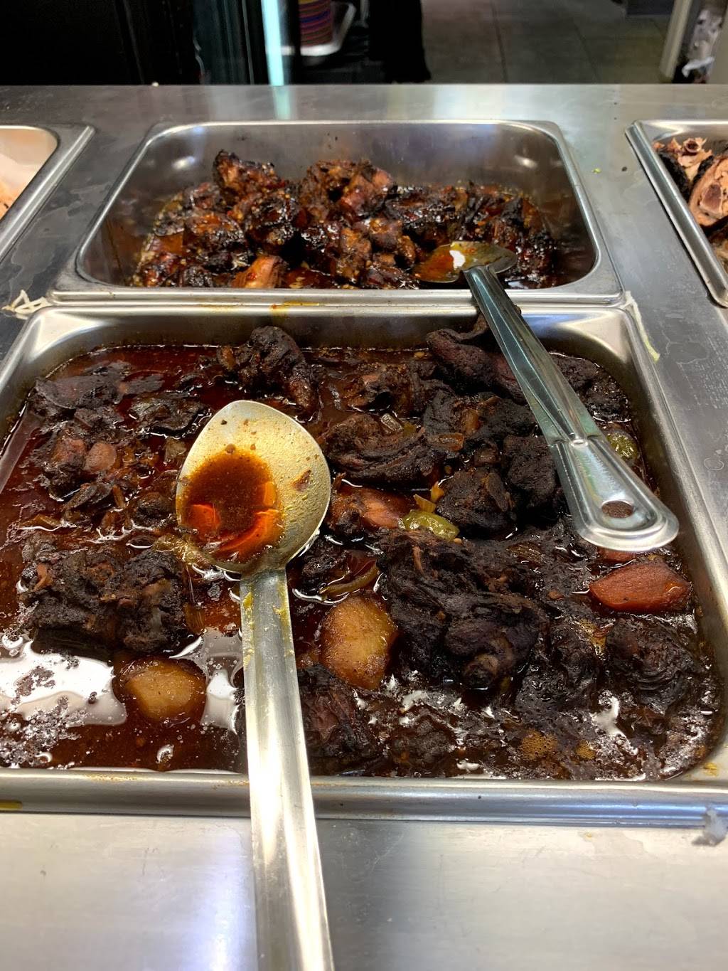 Jamaican Vibez | restaurant | 195 Starpoint Dr, Fayetteville, NC 28303, USA | 9103395467 OR +1 910-339-5467