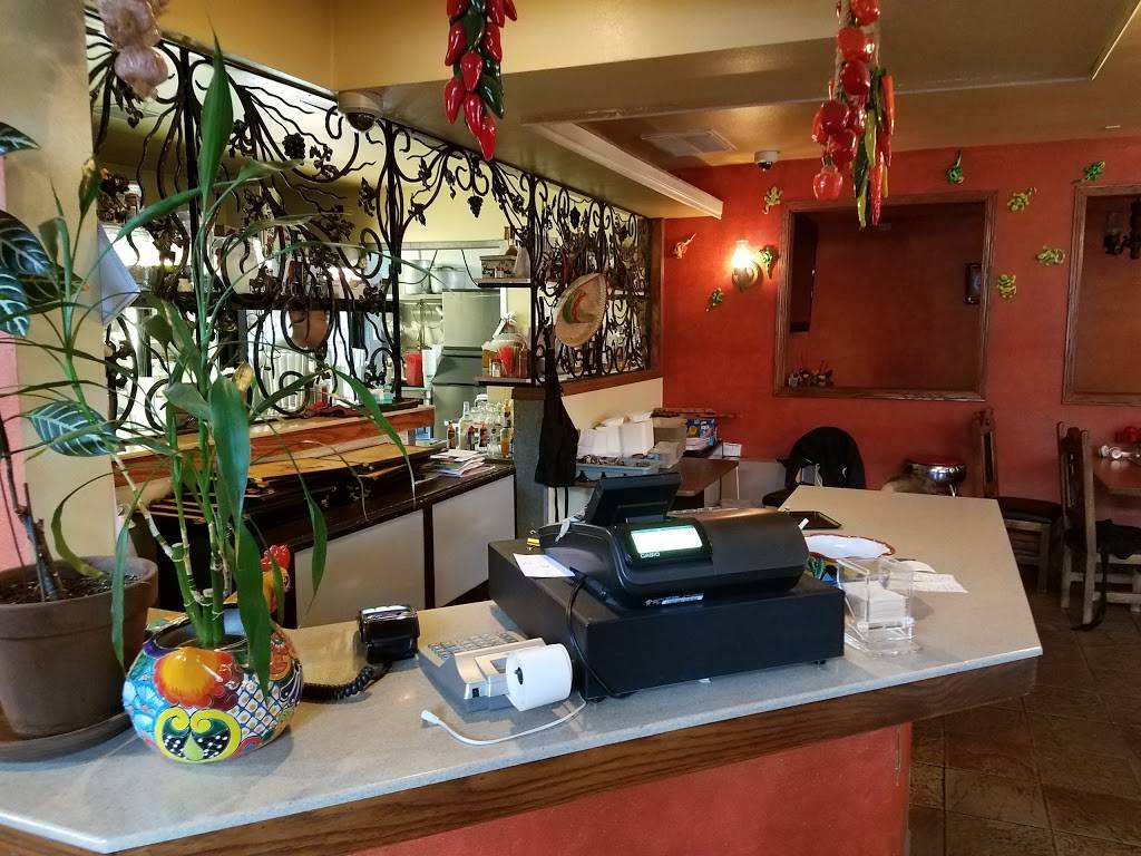 El Gallito | restaurant | 1700 20th Ave, Seattle, WA 98122, USA | 2063298088 OR +1 206-329-8088