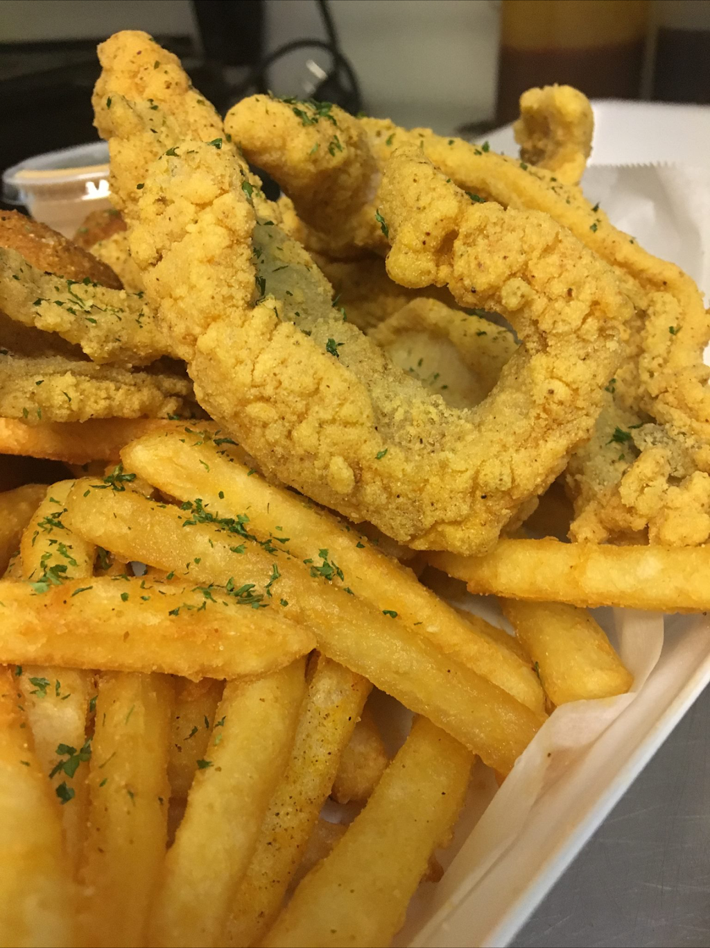 OneStop Grille | restaurant | 3512 Main St, Moss Point, MS 39563, USA | 2285918274 OR +1 228-591-8274