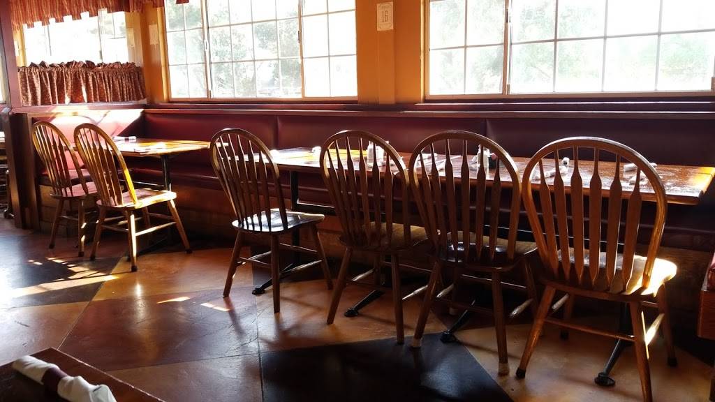 Portinos Restaurant | restaurant | 28746 Valley Center Rd, Valley Center, CA 92082, USA | 7607510077 OR +1 760-751-0077