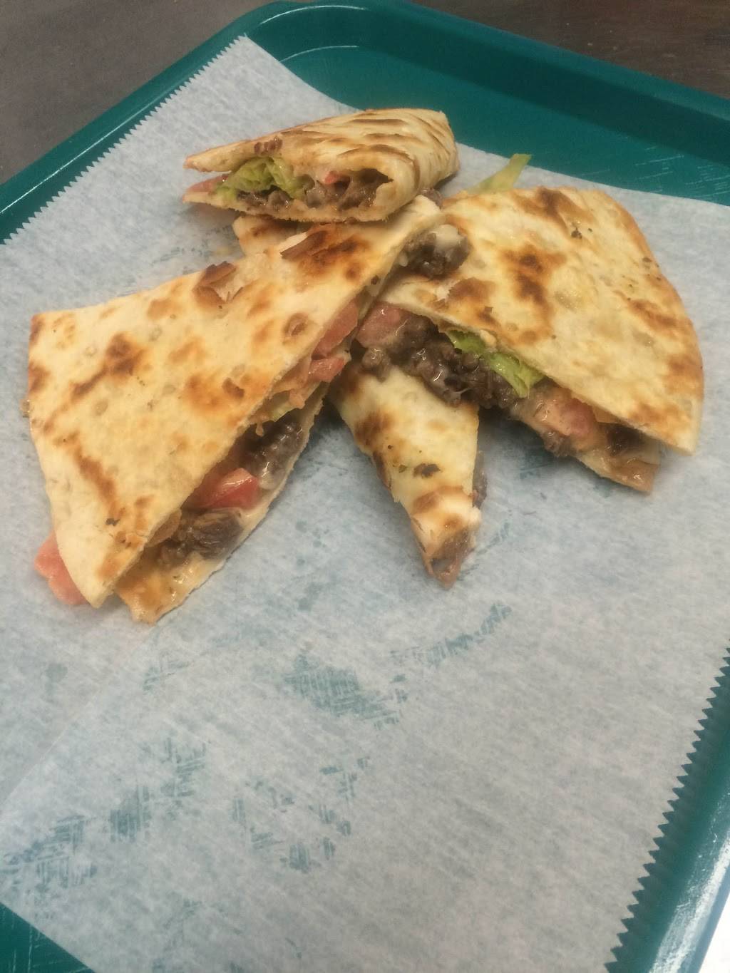 Julios Gourmet Food Truck | restaurant | 131 Webster Ave, Providence, RI 02909, USA | 4014184760 OR +1 401-418-4760