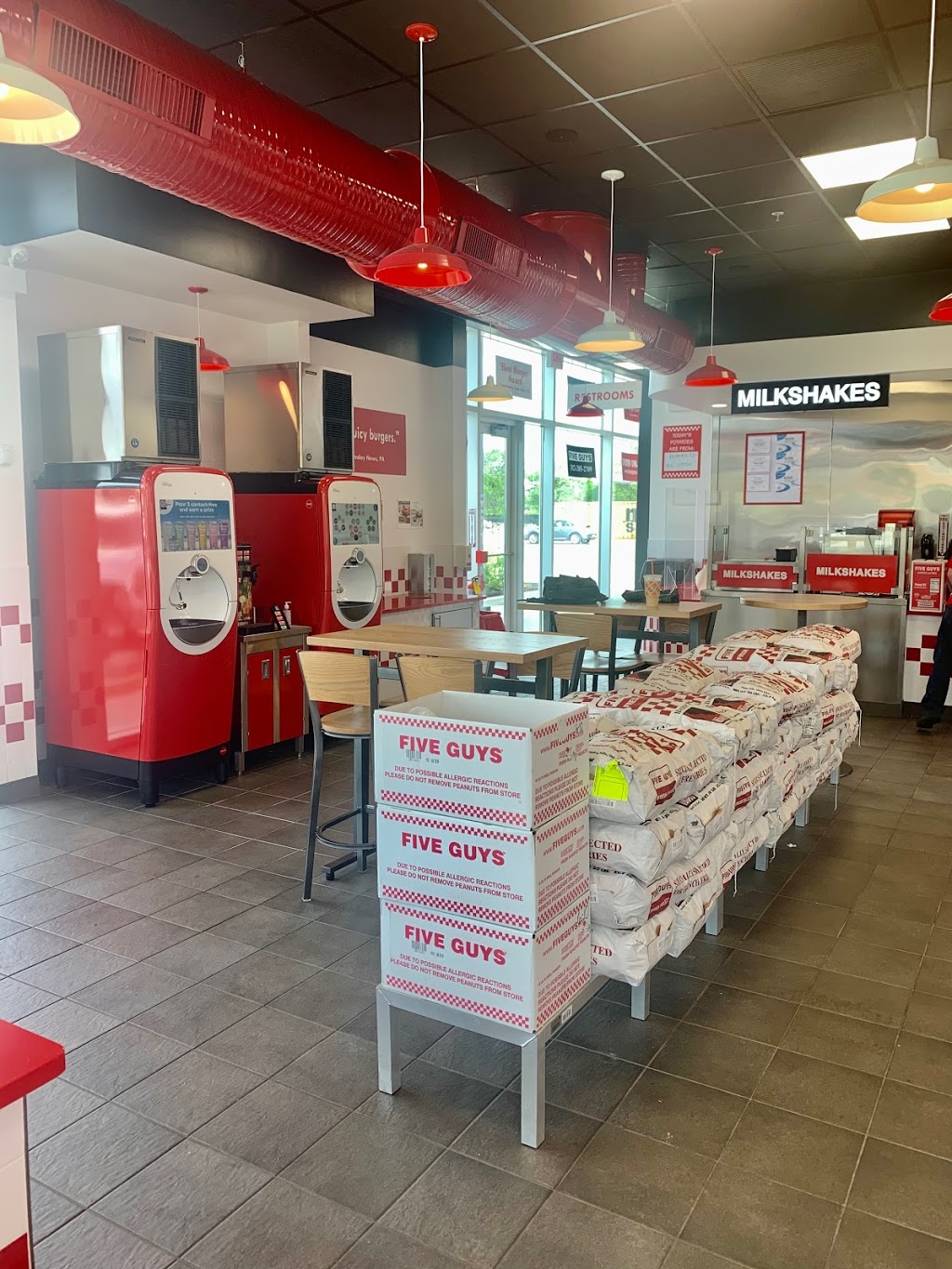 Five Guys | meal takeaway | 709 S Seeley Ave, Chicago, IL 60612, USA | 3122852709 OR +1 312-285-2709