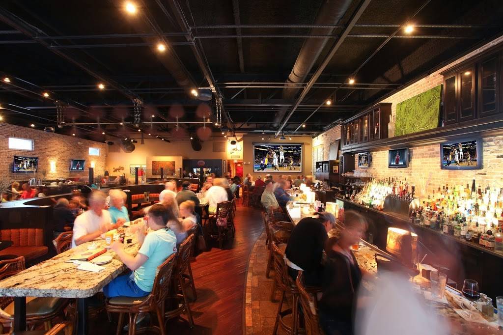 Gecko’s Grill & Pub | restaurant | 7228 55th Ave E, Bradenton, FL 34203, USA | 9417278988 OR +1 941-727-8988