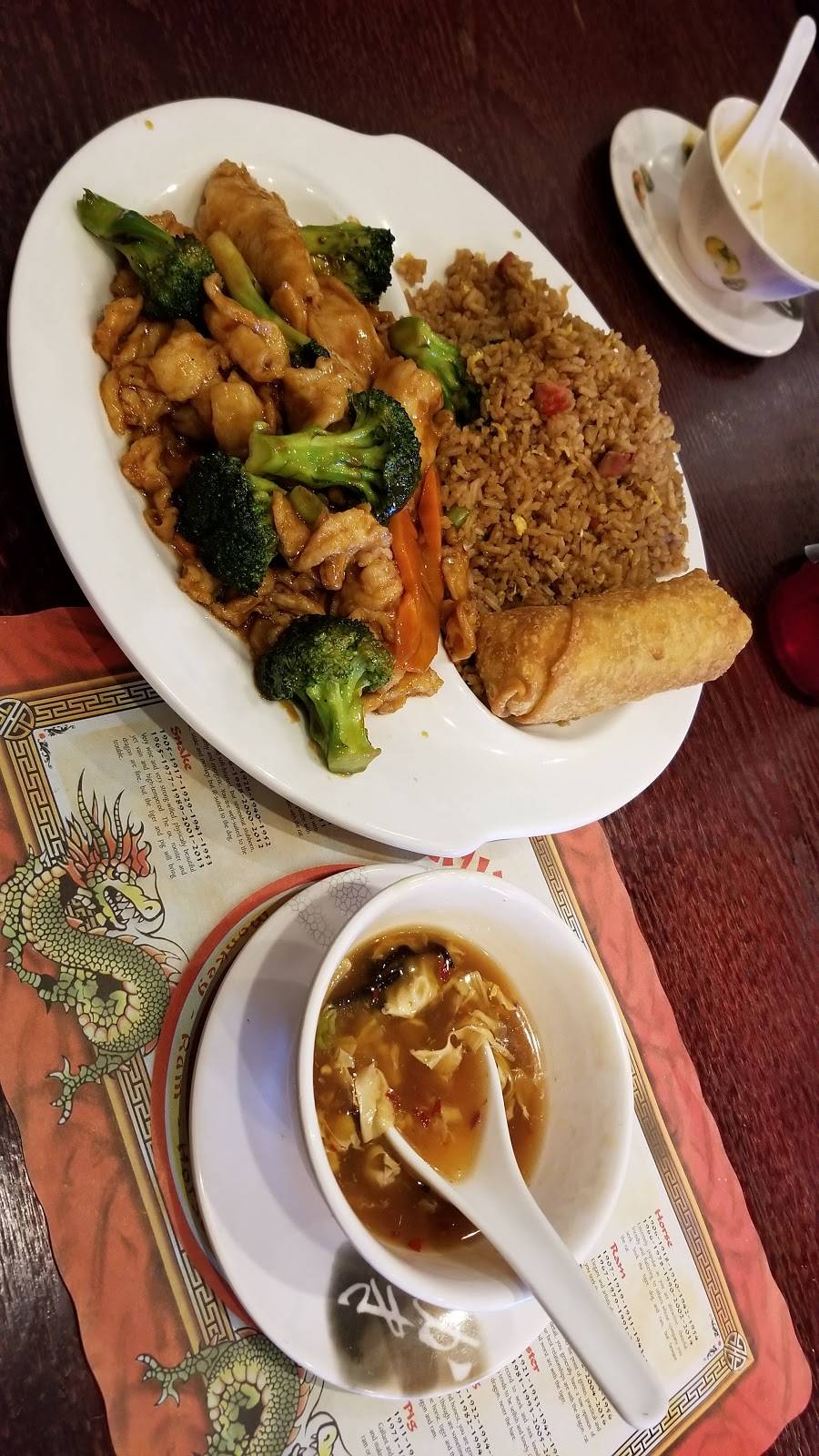 Singapore Chinese Restaurant & Bar | restaurant | 111 Pleasant St, Attleboro, MA 02703, USA | 5082268868 OR +1 508-226-8868