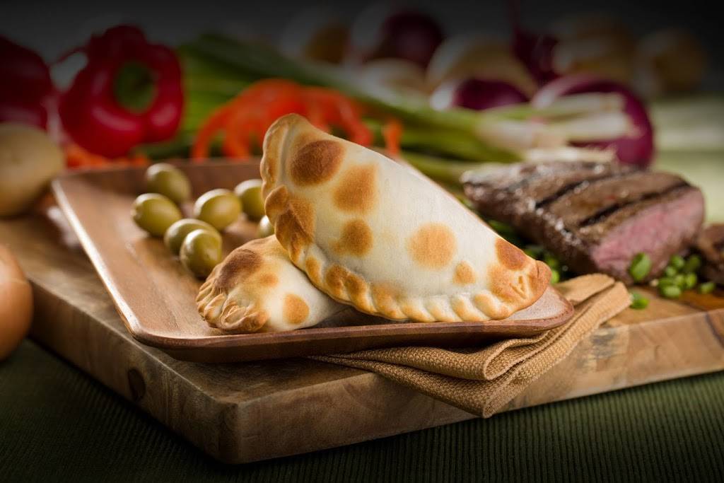 Nuchas Brooklyn Borough Hall | restaurant | 233 Joralemon St, Brooklyn, NY 11201, USA | 9177737628 OR +1 917-773-7628