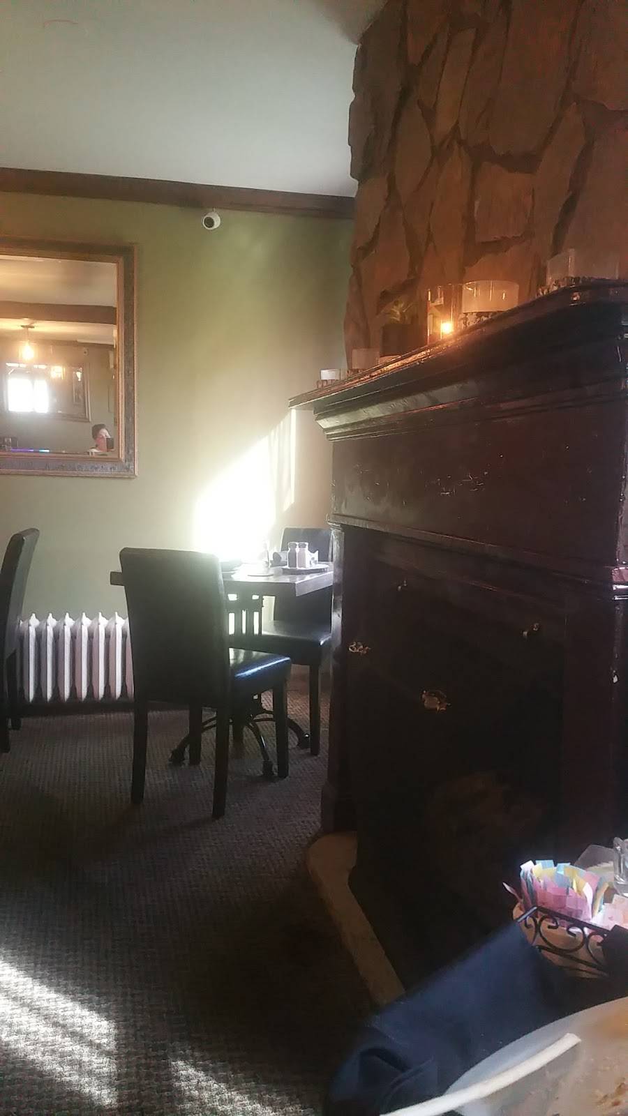 Napolis | restaurant | 559 NY-32, Highland Mills, NY 10930, USA | 8458276733 OR +1 845-827-6733