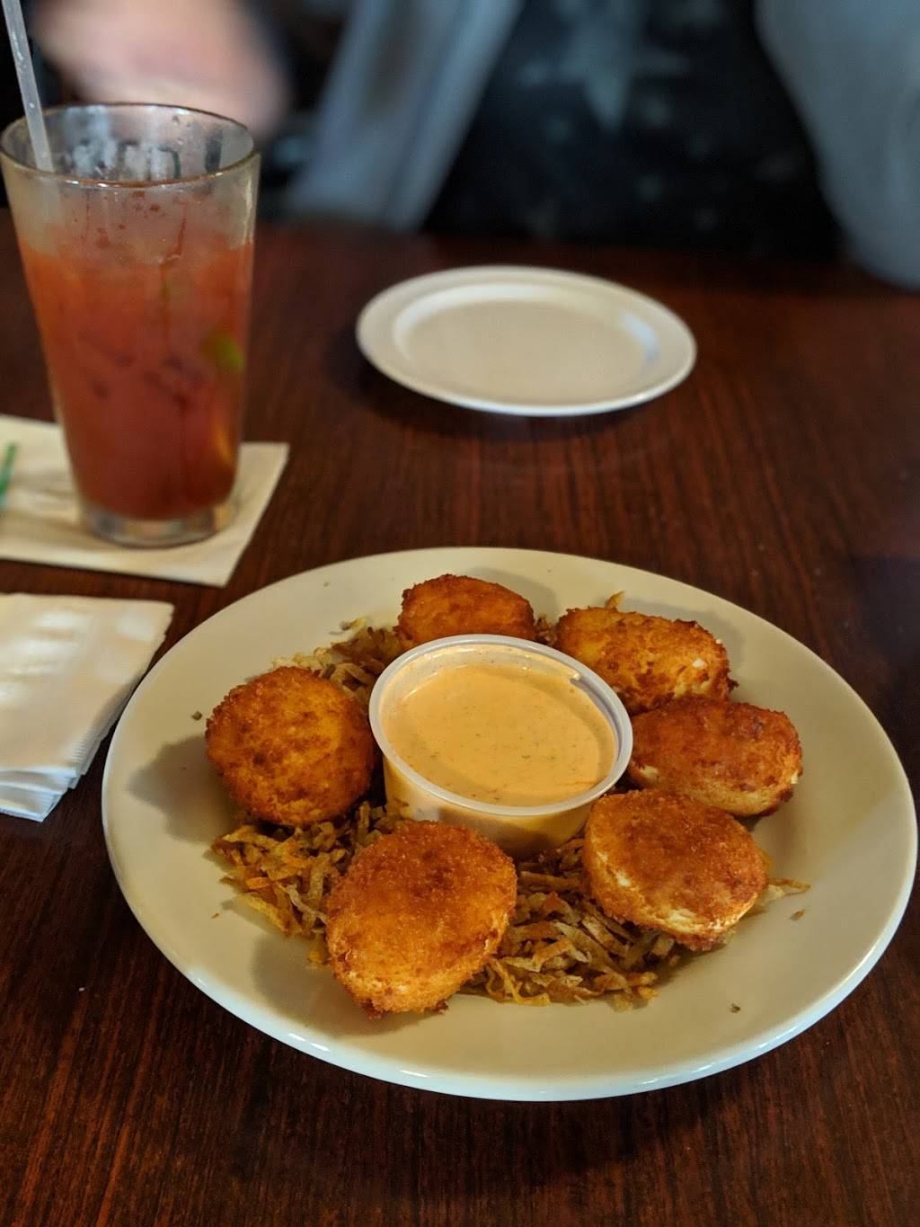 Hideaway Pub & Eatery | restaurant | 9643 S 76th St, Franklin, WI 53132, USA | 4145251950 OR +1 414-525-1950