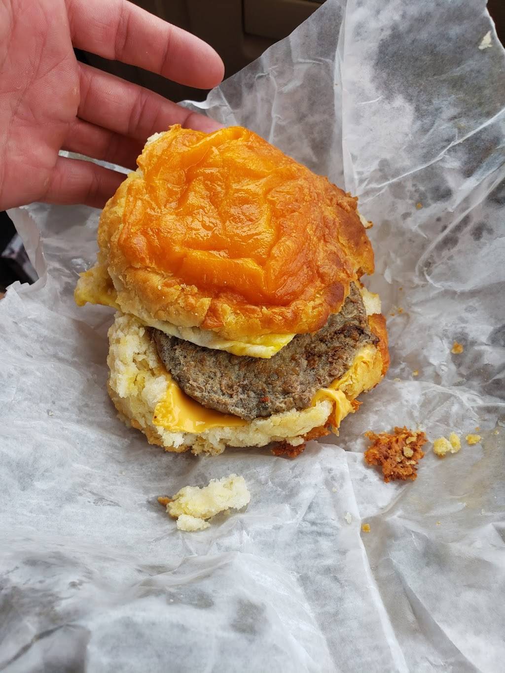 Biscuits N Porn | restaurant | 2112 S Croatan Hwy, Nags Head, NC 27959, USA | 2524416446 OR +1 252-441-6446