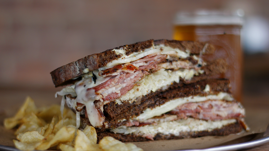 Bread & Circus Sandwich Kitchen | restaurant | 600 N Main Ave #110, Sioux Falls, SD 57104, USA | 6053382206 OR +1 605-338-2206