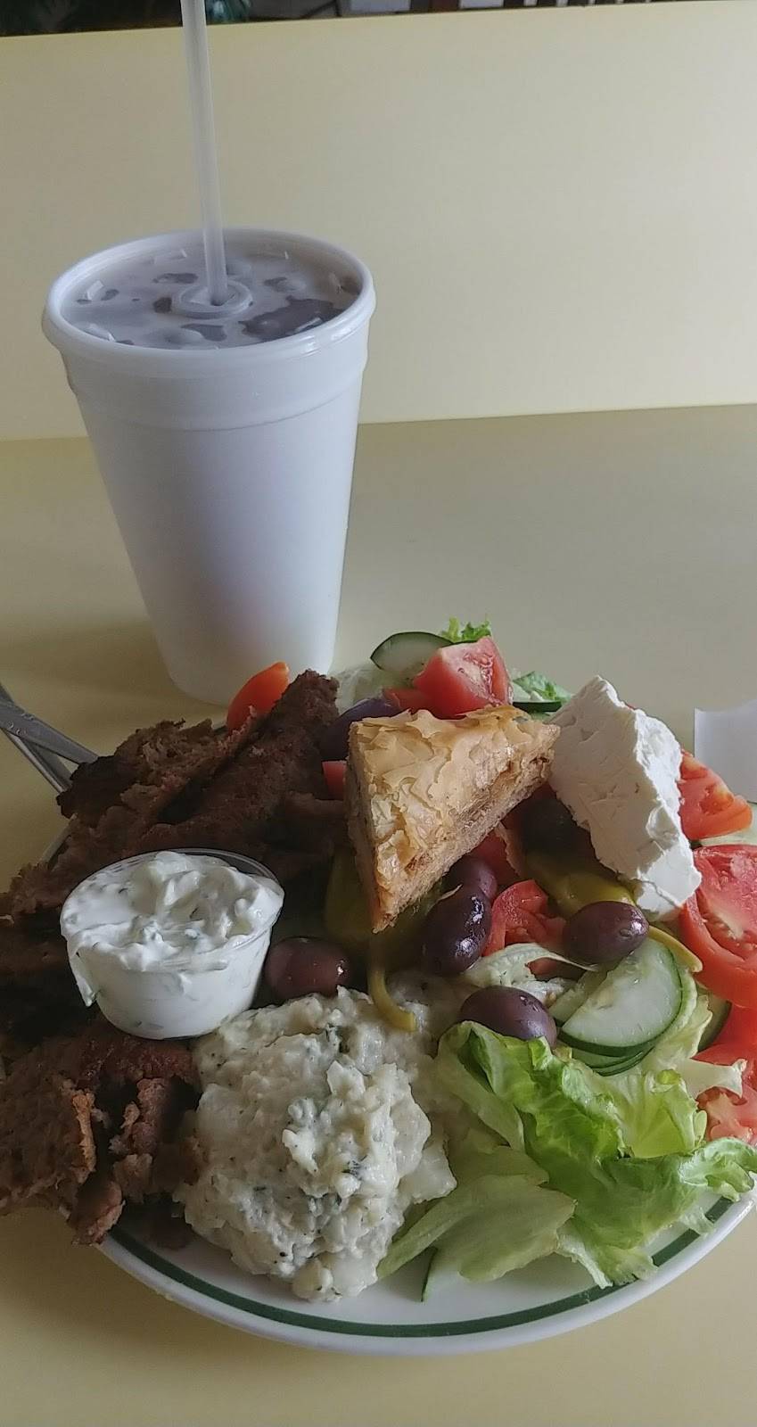 Submarine Gyro Town | restaurant | 4008 Orient Rd, Tampa, FL 33610, USA | 8136265900 OR +1 813-626-5900