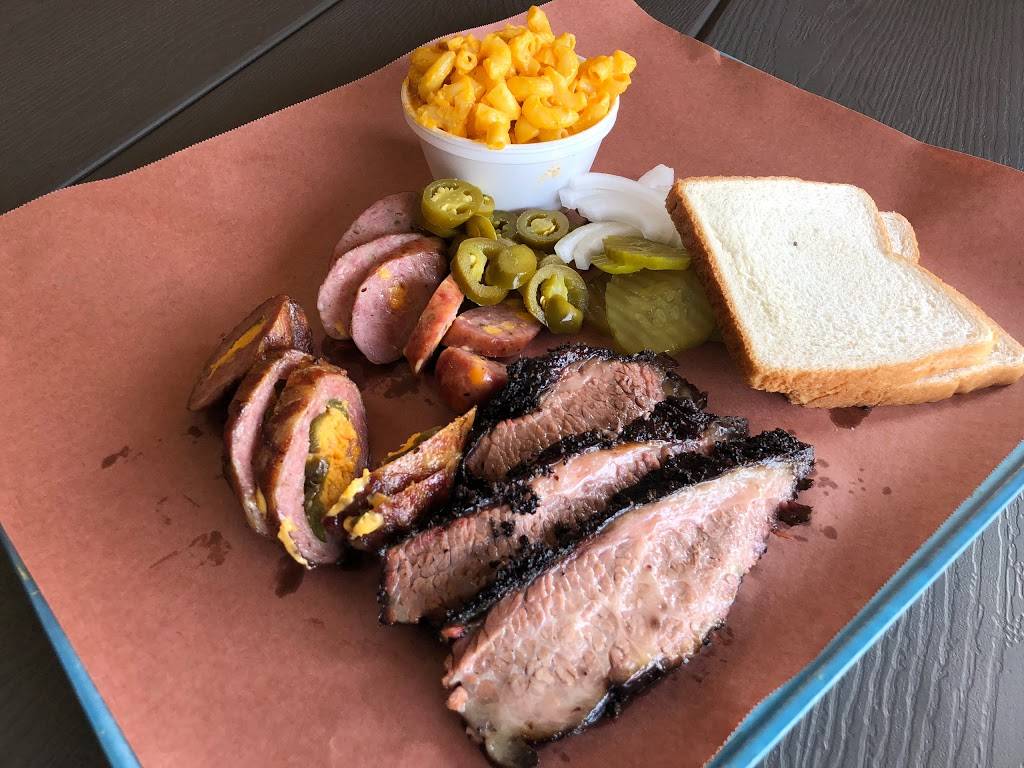 Rays Texas BBQ | restaurant | 6038 Santa Fe Ave, Huntington Park, CA 90255, USA | 3106896353 OR +1 310-689-6353