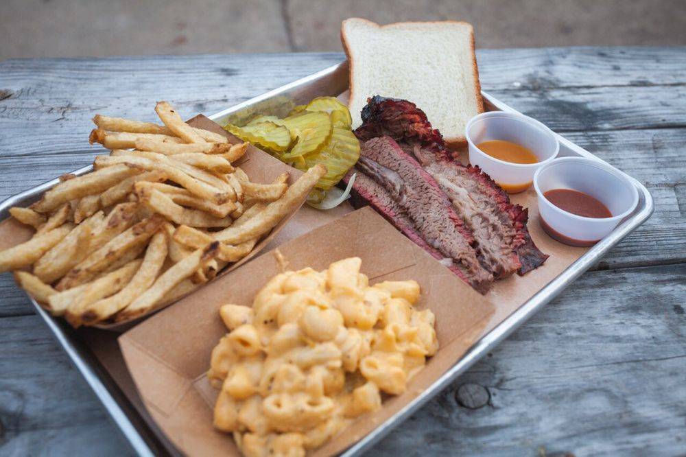 Heim Barbecue | restaurant | 1109 W Magnolia Ave, Fort Worth, TX 76104, USA | 8178826970 OR +1 817-882-6970