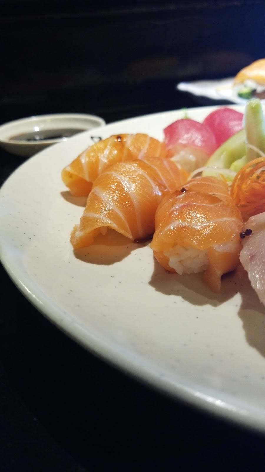 Samurai Sushi & Roll | restaurant | 1131 Creston Rd #99, Paso Robles, CA 93446, USA | 8052371353 OR +1 805-237-1353