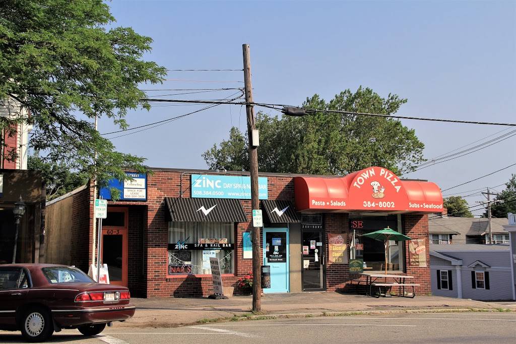 Town Pizza | restaurant | 60 South St #2, Wrentham, MA 02093, USA | 5083848002 OR +1 508-384-8002