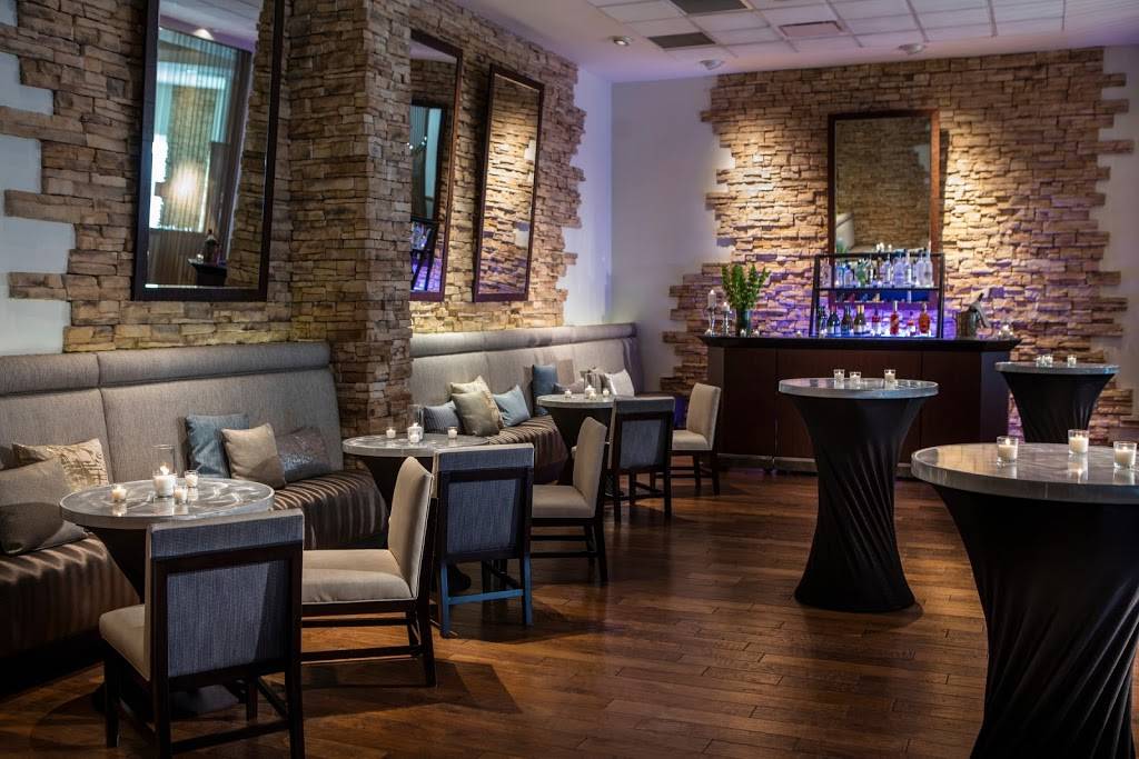 Flatz | restaurant | 500 Flatiron Blvd, Broomfield, CO 80021, USA | 7205873025 OR +1 720-587-3025