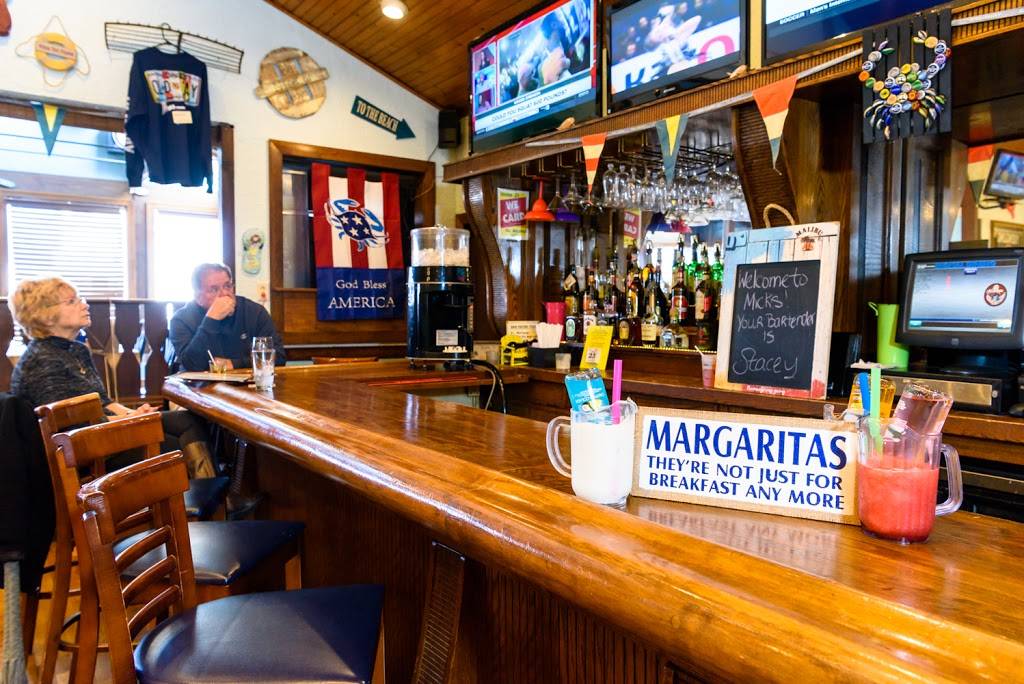 Micks Crab House | restaurant | 902 E Pulaski Hwy, Elkton, MD 21921, USA | 4434856007 OR +1 443-485-6007