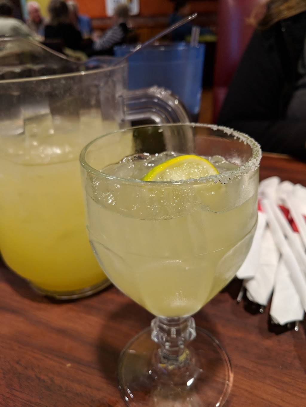 Los Bravos Mexican Restaurant | restaurant | 198 N Newton St, Jasper, IN 47546, USA | 8124827564 OR +1 812-482-7564