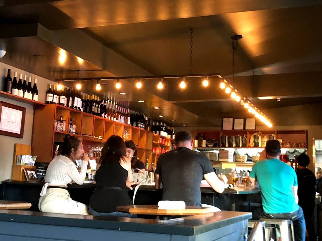 Arts Table | restaurant | 1002 Montana Ave, Santa Monica, CA 90403, USA | 3103952500 OR +1 310-395-2500