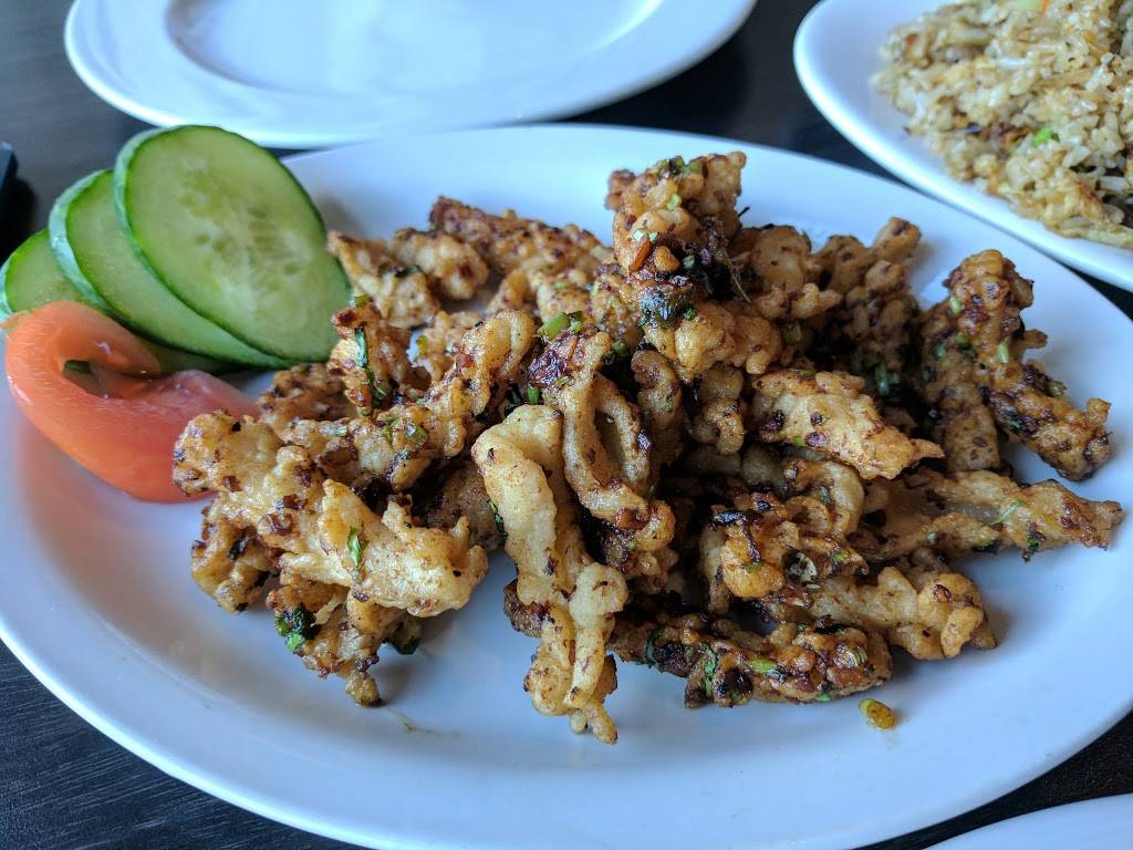 Hakka Urban Bistro | restaurant | 8280 ON-27, Woodbridge, ON L4H 0R9, Canada | 9058562422 OR +1 905-856-2422