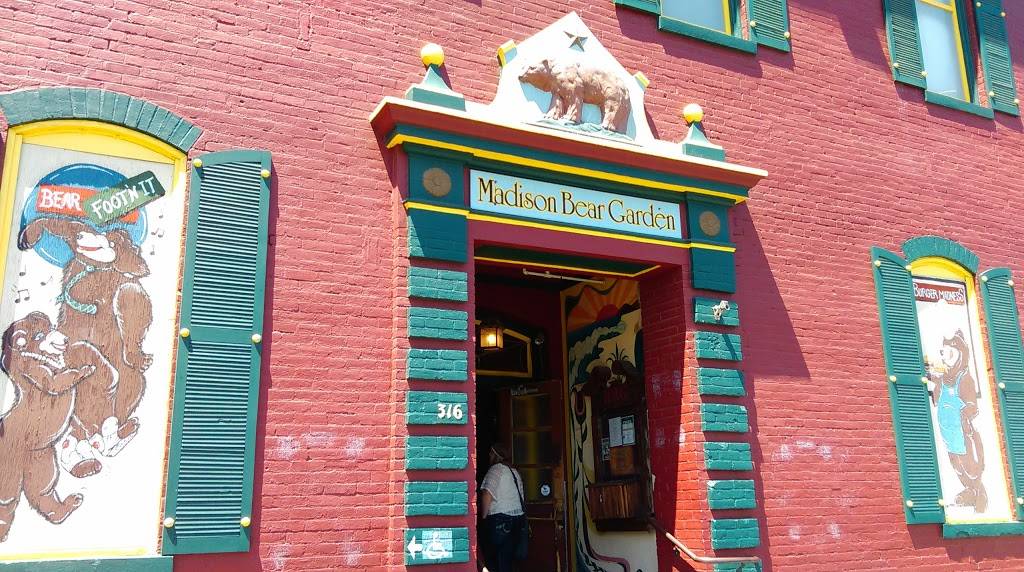 Madison Bear Garden | restaurant | 316 W 2nd St, Chico, CA 95928, USA | 5308911639 OR +1 530-891-1639