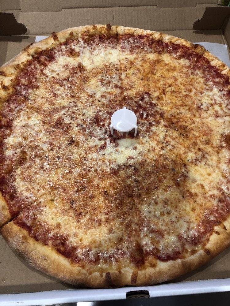 Venezia Pizzeria & Restaurant | restaurant | 3338 Hillside Avenue, New Hyde Park, NY 11040, USA | 5167439511 OR +1 516-743-9511