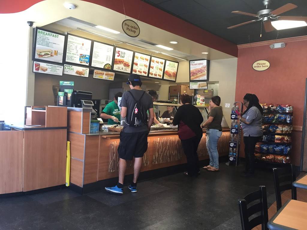 Subway Restaurants | restaurant | 425 S Los Angeles St F, Los Angeles, CA 90013, USA | 2136260560 OR +1 213-626-0560