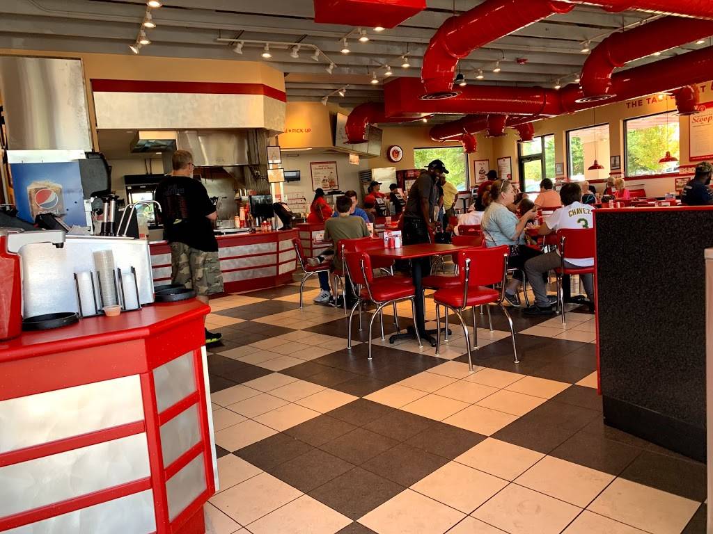 Freddys Frozen Custard & Steakburgers | restaurant | 7160 Interstate Blvd, Horn Lake, MS 38637, USA | 6624705482 OR +1 662-470-5482