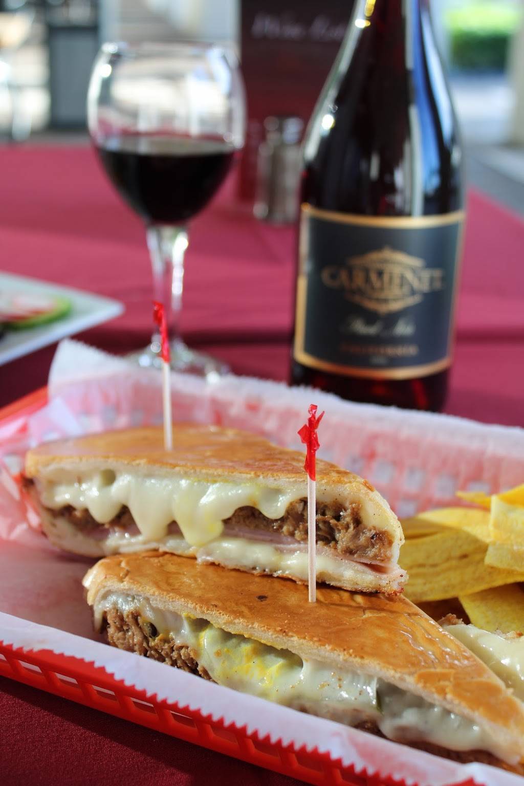 Van Van Cuban Cafe | restaurant | 2500 Tamiami Trail N #111, Naples, FL 34103, USA | 2392286814 OR +1 239-228-6814