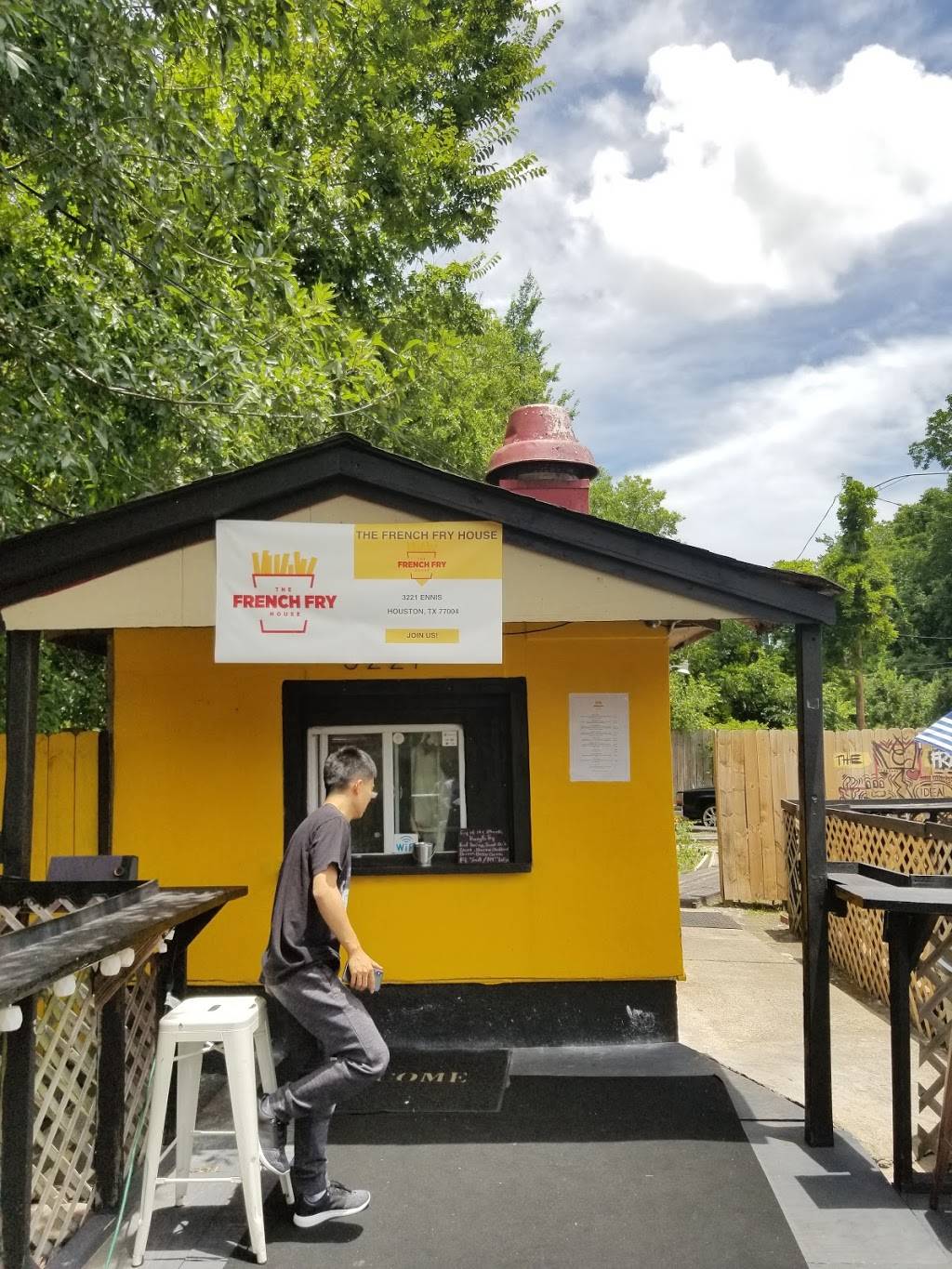 The French Fry House | restaurant | 3221 Ennis St, Houston, TX 77004, USA | 7134975860 OR +1 713-497-5860