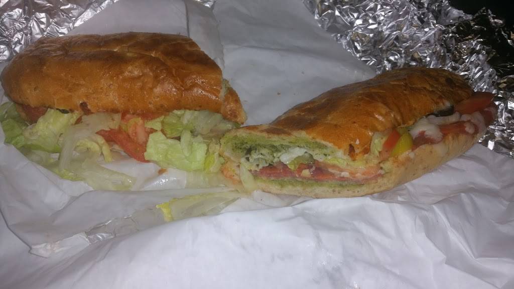 Bellagios Pizza | meal delivery | 29702 Town Center Loop W G, Wilsonville, OR 97070, USA | 5036823400 OR +1 503-682-3400