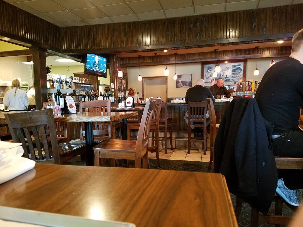 Luckys Steakhouse | restaurant | 10098 Lapeer Rd, Davison, MI 48423, USA | 8106534300 OR +1 810-653-4300