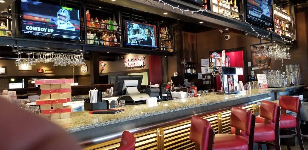 TGI Fridays | restaurant | 900 N Lexington-Springmill Rd, Ontario, OH 44906, USA | 4197476000 OR +1 419-747-6000