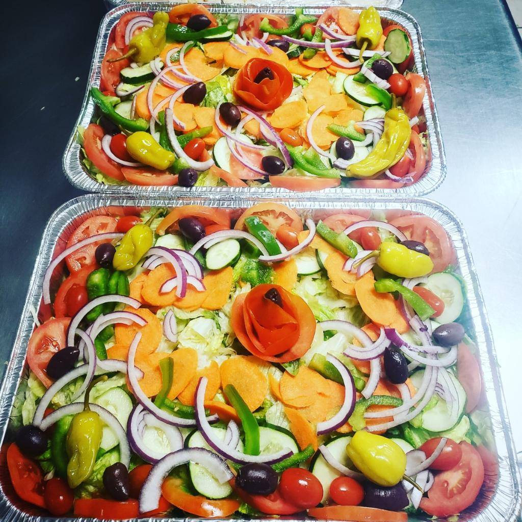 Saras Pizza Palace | restaurant | 424 N Franklin St #3, Holbrook, MA 02343, USA | 7819630351 OR +1 781-963-0351