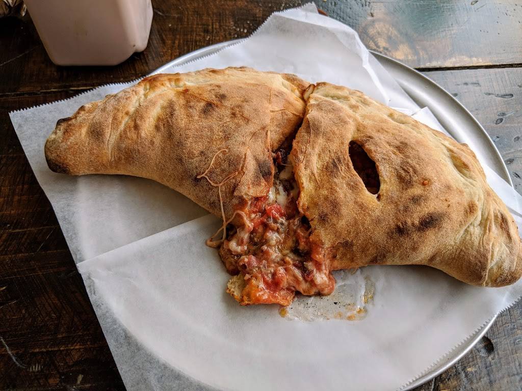 Gerards Pizza | restaurant | 233 Water St, Gardiner, ME 04345, USA | 2075826178 OR +1 207-582-6178