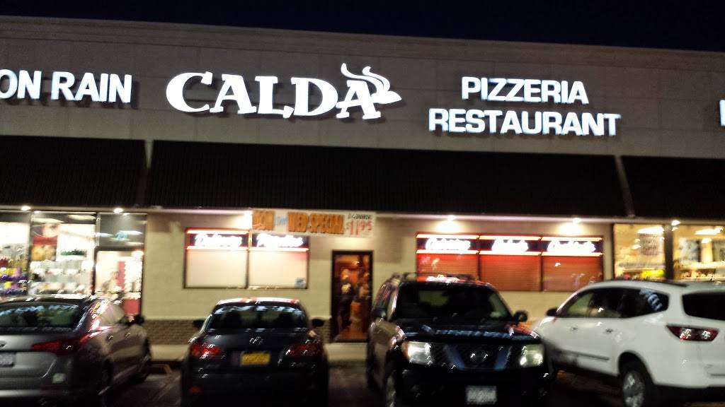Calda Pizzeria & Restaurant | restaurant | 19 Hicksville Rd, Massapequa, NY 11758, USA | 5168820008 OR +1 516-882-0008