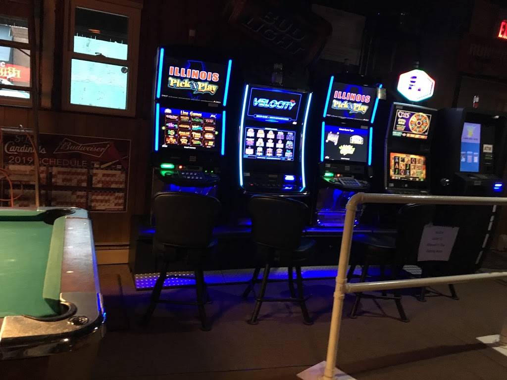 Broadway Tap Inc | restaurant | 1011 Broadway St, Hamilton, IL 62341, USA | 2178472044 OR +1 217-847-2044