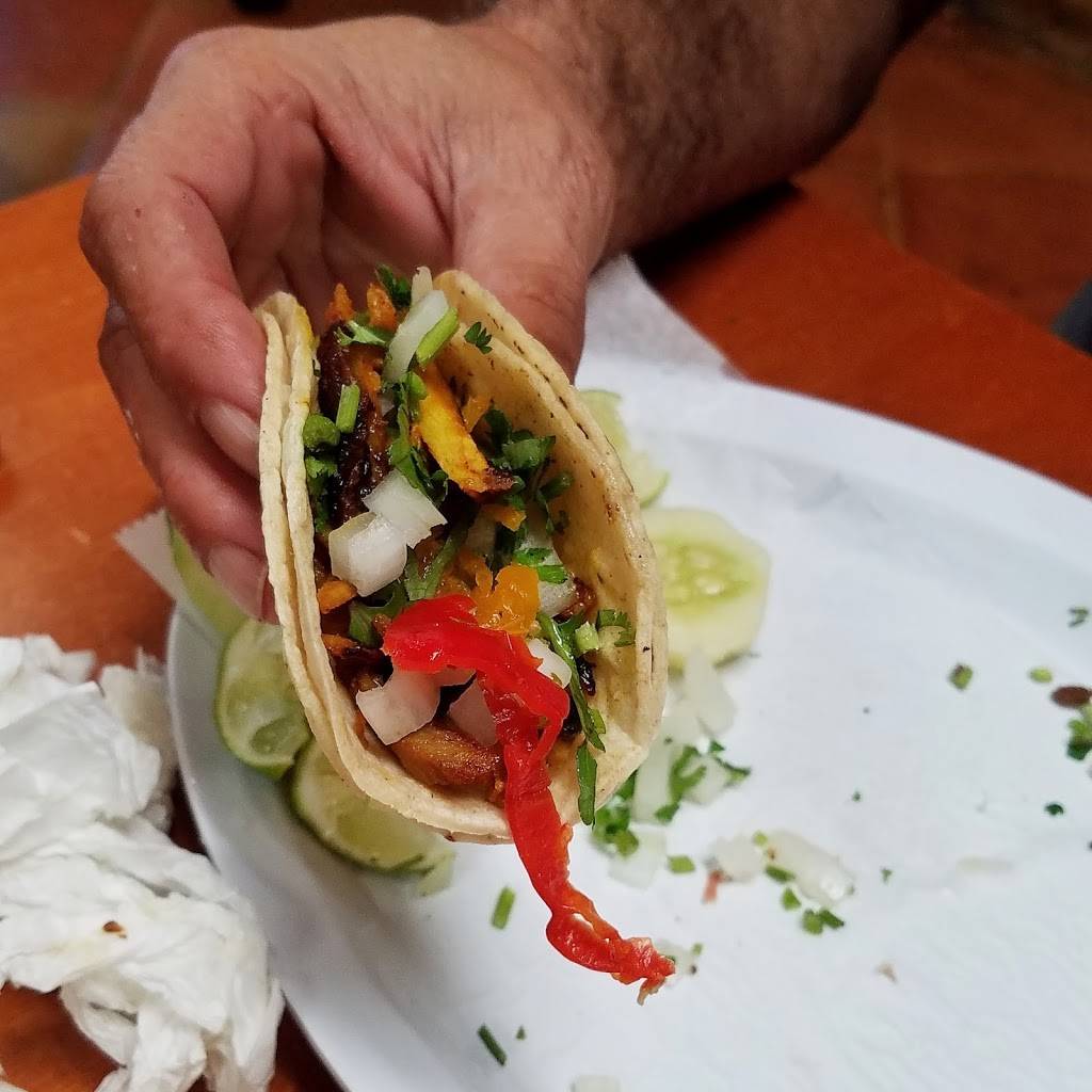 Taqueria Doña Raquel | restaurant | 791 S Dixie Hwy, Pompano Beach, FL 33060, USA | 9549464490 OR +1 954-946-4490